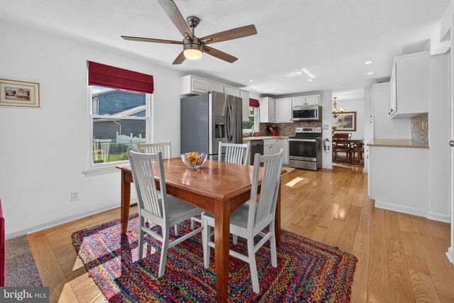 34 KINGSLEY AVE, Marlton, NJ 08053