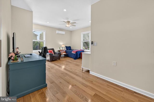 34 KINGSLEY AVE, Marlton, NJ 08053