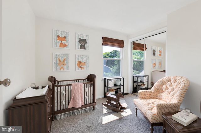 34 KINGSLEY AVE, Marlton, NJ 08053