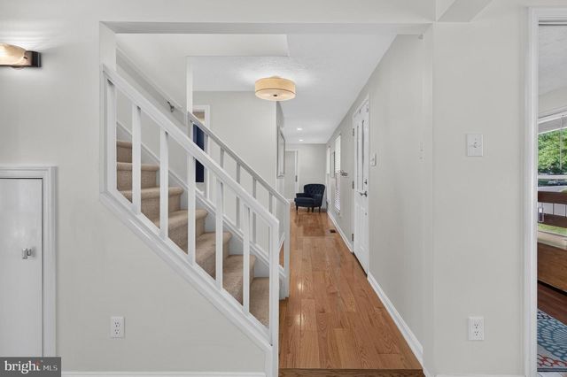 34 KINGSLEY AVE, Marlton, NJ 08053