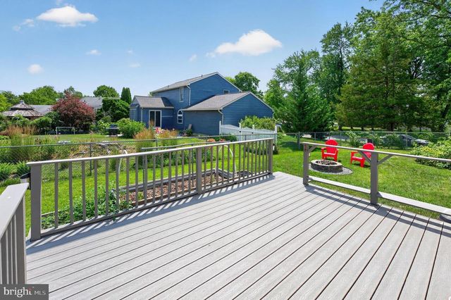 34 KINGSLEY AVE, Marlton, NJ 08053