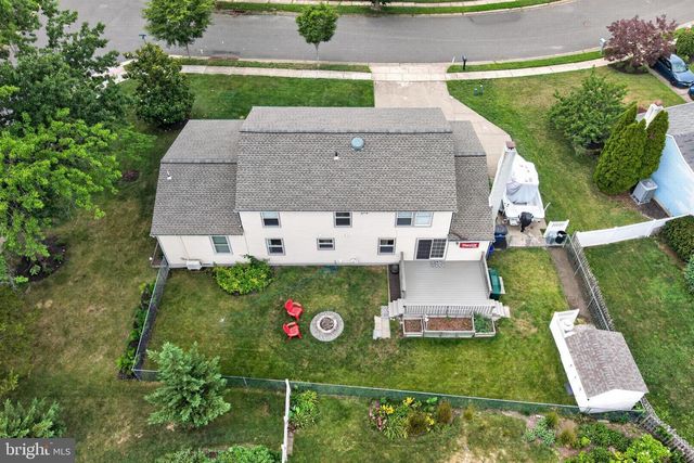 34 KINGSLEY AVE, Marlton, NJ 08053