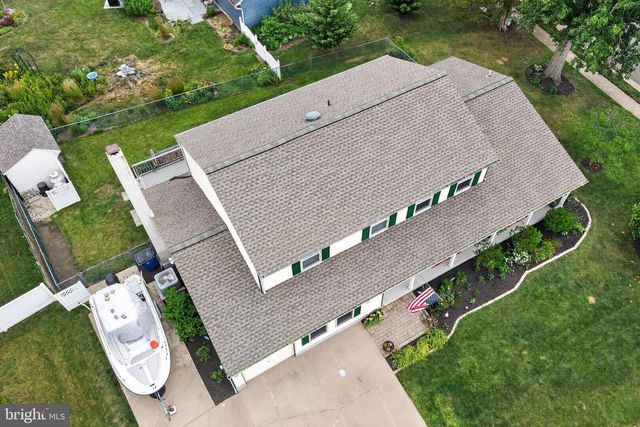 34 KINGSLEY AVE, Marlton, NJ 08053