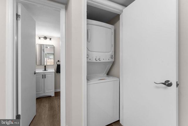 3484 LEGERE CT, Woodbridge, VA 22193