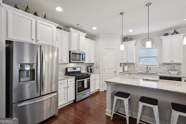 370 Flowing Trail, Dawsonville, GA 30534