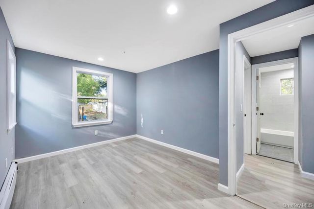 231 Elm Road W, Mastic Beach, NY 11951