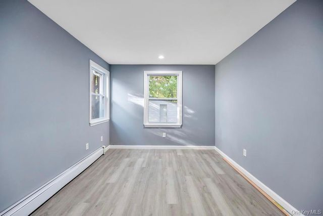 231 Elm Road W, Mastic Beach, NY 11951