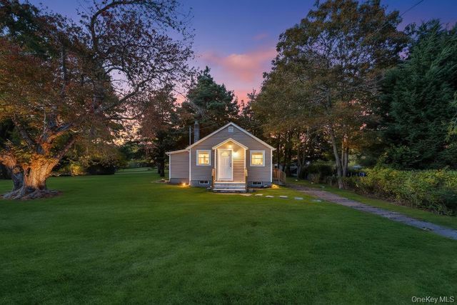 231 Elm Road W, Mastic Beach, NY 11951