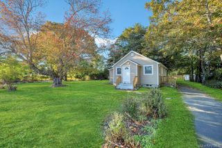 231 Elm Road W, Mastic Beach, NY 11951