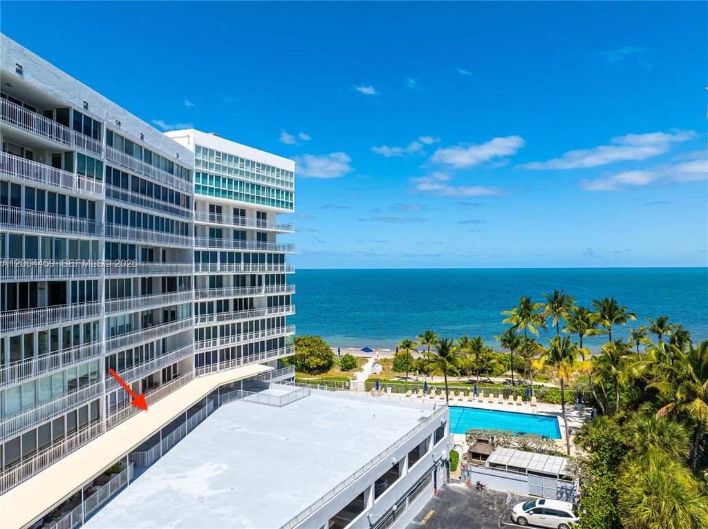 600 Grapetree Drive 3BS, Key Biscayne, FL 33149
