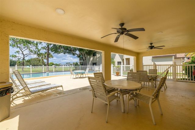 700 STARKEY ROAD 323, Largo, FL 33771