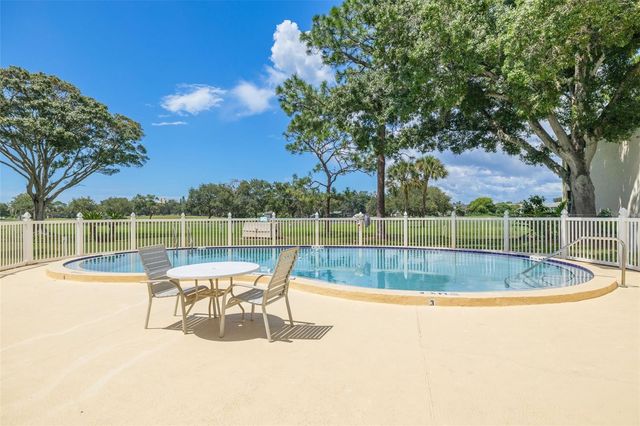 700 STARKEY ROAD 323, Largo, FL 33771