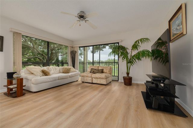 700 STARKEY ROAD 323, Largo, FL 33771