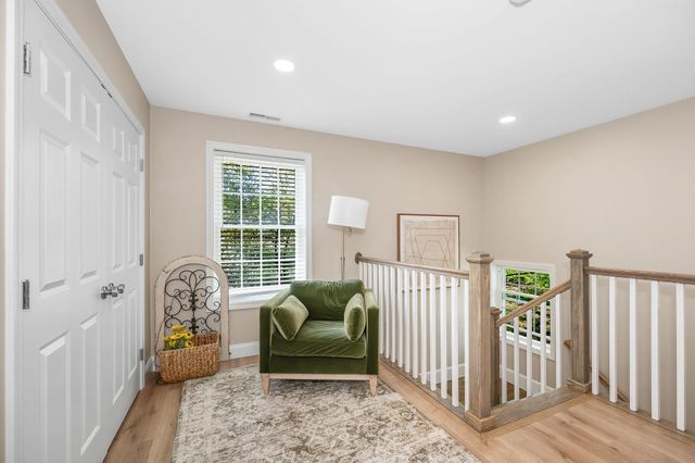 3.5 Mt Pleasant Street, Derry, NH 03038