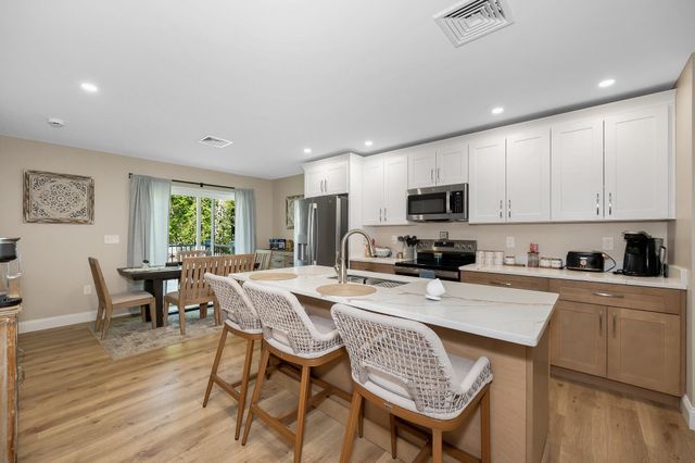 3.5 Mt Pleasant Street, Derry, NH 03038