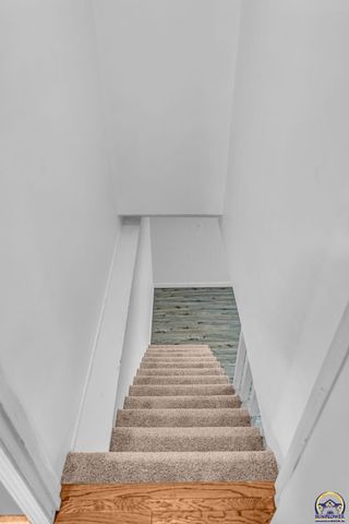 3429 SW Moundview DR, Topeka, KS 66614