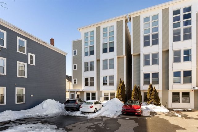 23 Park St 2, Somerville, MA 02143