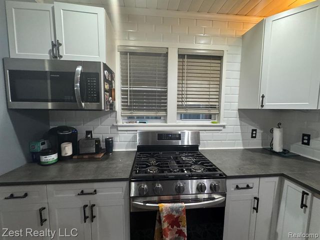 7807 Whittaker Street, Detroit, MI 48209