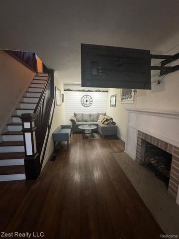 7807 Whittaker Street, Detroit, MI 48209