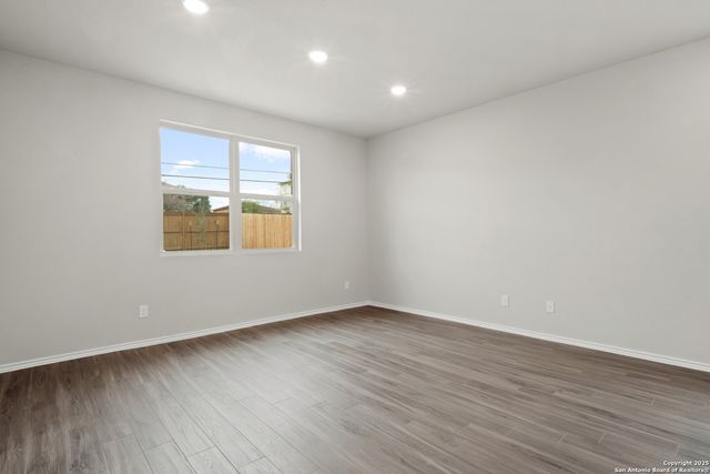9319 Graze Land Drive, San Antonio, TX 78211