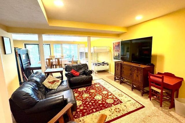 6539 N Noffke Drive, Caledonia, MI 49316