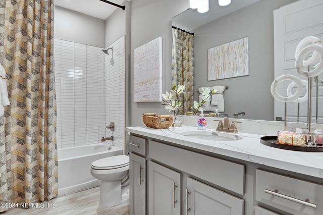 8261 CEDAR RUN Lane, Jacksonville, FL 32220