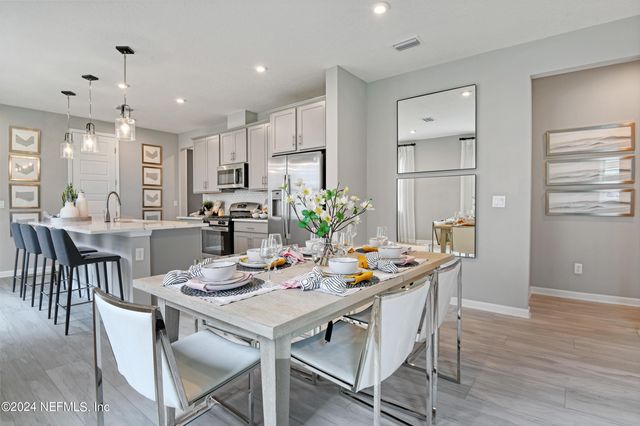 8261 CEDAR RUN Lane, Jacksonville, FL 32220