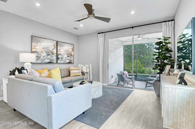 8261 CEDAR RUN Lane, Jacksonville, FL 32220