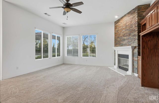 13604 Providence Place, Bakersfield, CA 93314