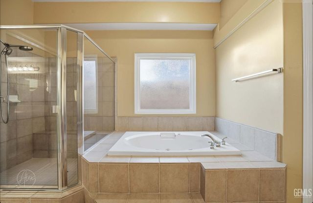 13604 Providence Place, Bakersfield, CA 93314