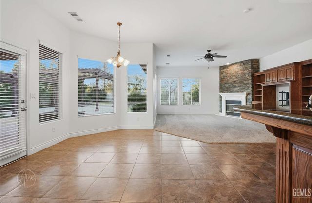 13604 Providence Place, Bakersfield, CA 93314