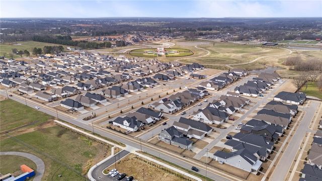 6781 Summer Hill Cove, Springdale, AR 72762