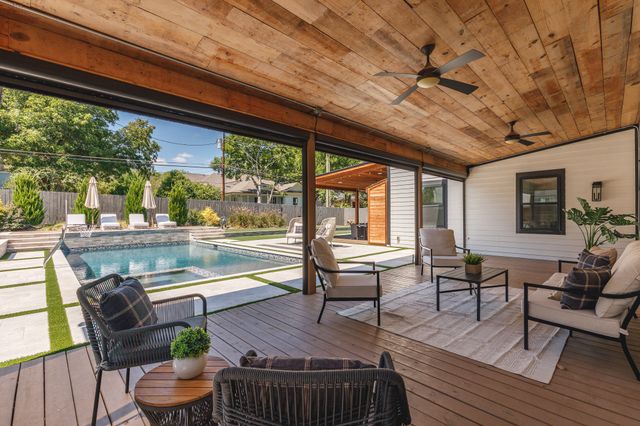 611 N Church Street, Mckinney, TX 75069