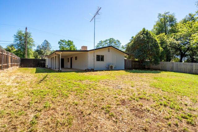 1140 Eugene Avenue, Shasta Lake, CA 96019