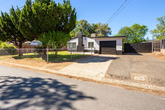 1140 Eugene Avenue, Shasta Lake, CA 96019