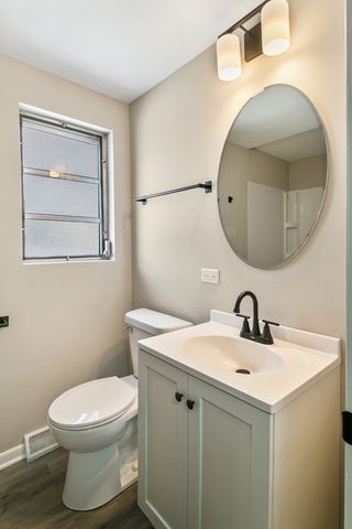 9204 Kedvale Avenue, Oak Lawn, IL 60453