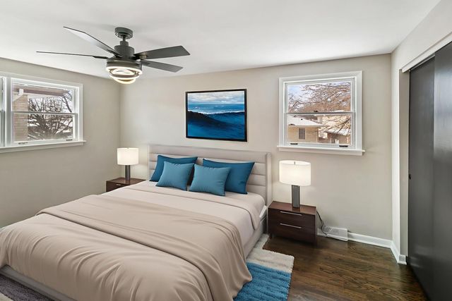 9204 Kedvale Avenue, Oak Lawn, IL 60453