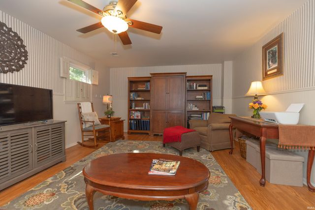 2228 Dusseldorf Drive, Evansville, IN 47711