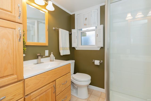 2228 Dusseldorf Drive, Evansville, IN 47711
