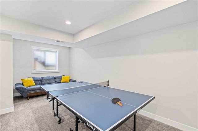 4910 NW Ridgewood Court, Riverside, MO 64150