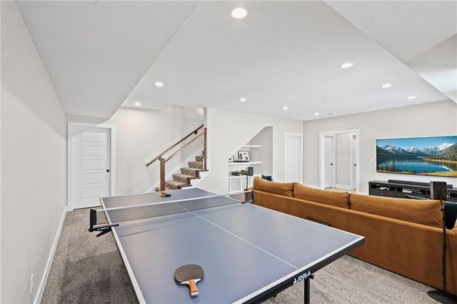 4910 NW Ridgewood Court, Riverside, MO 64150