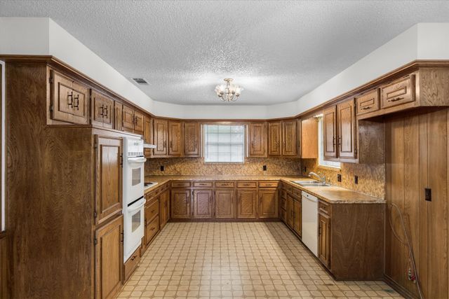 10861 County Road 2326, Terrell, TX 75160