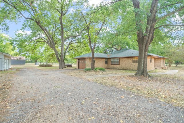 10861 County Road 2326, Terrell, TX 75160