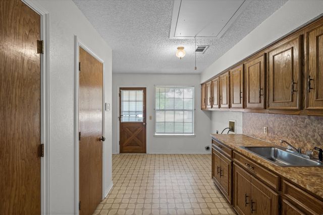 10861 County Road 2326, Terrell, TX 75160
