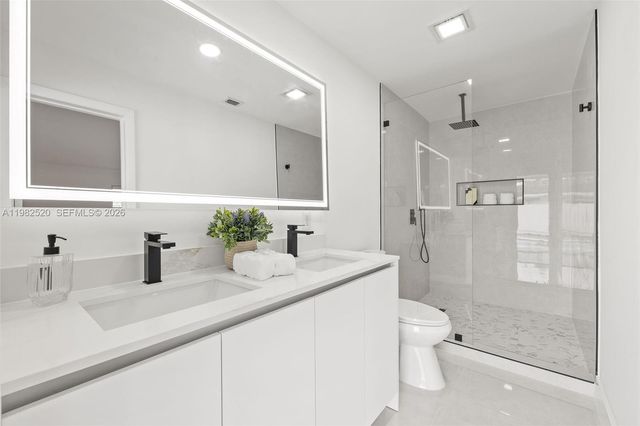 437 NW 13th Dr, Boca Raton, FL 33486