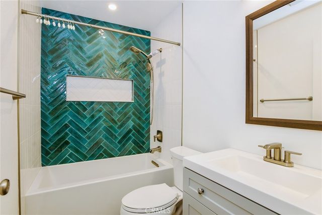 23250 Orange Ave 1, Lake Forest, CA 92630