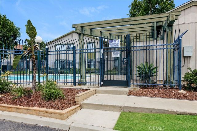 23250 Orange Ave 1, Lake Forest, CA 92630