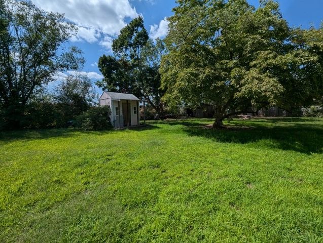 722 NW 6th Street, Bentonville, AR 72712