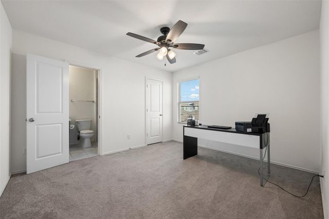 524 Circle WAY 12F, Jarrell, TX 76537