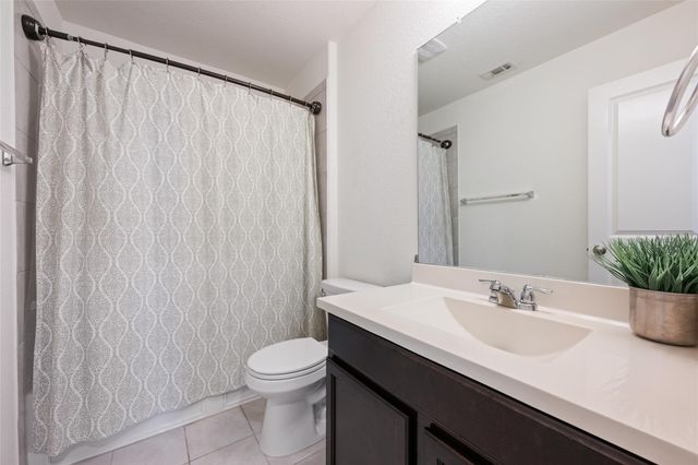 524 Circle WAY 12F, Jarrell, TX 76537